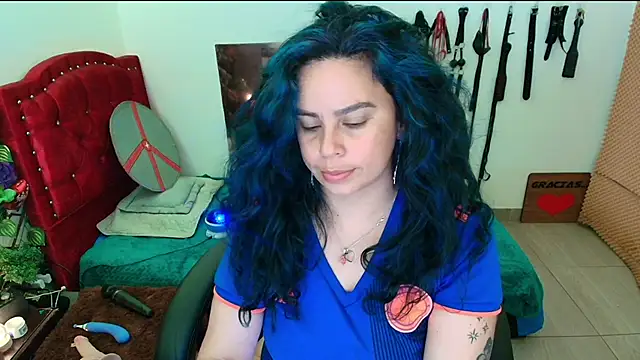 Snapshot of elektra_32 chatting on February 18, 2025, 4:37 am elektra 32 online show from February 18, 2025, 4:37 am