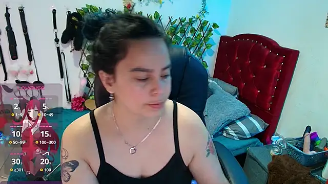 Snapshot of elektra_32 chatting on November 3, 2025, 5:14 pm elektra 32 online show from November 3, 2025, 5:14 pm