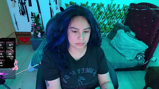 Snapshot of elektra_32 chatting on December 14, 2025, 11:53 pm elektra 32 online show from December 14, 2025, 11:53 pm