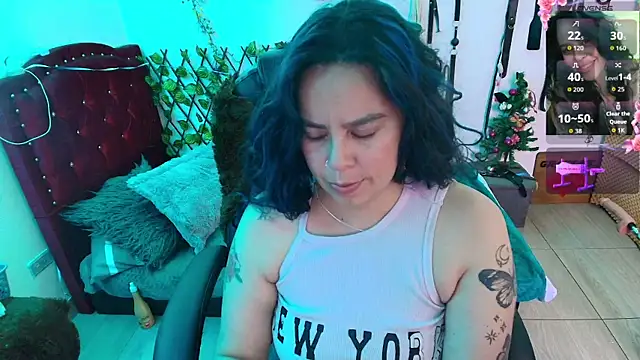 Snapshot of elektra_32 chatting on January 10, 2026, 6:26 am elektra 32 online show from January 10, 2026, 6:26 am