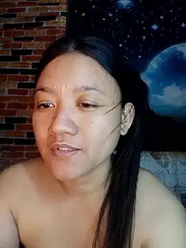 Snapshot of Urchanel chatting on May 7, 2026, 1:16 pm Urchanel online show from May 7, 2026, 1:16 pm