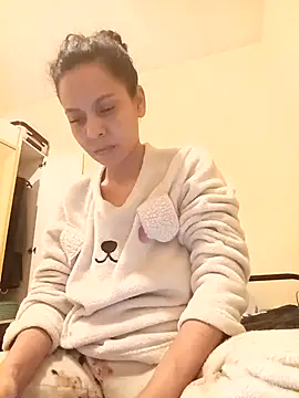 Snapshot of Hotpaty chatting on March 27, 2026, 9:03 pm Hotpaty online show from March 27, 2026, 9:03 pm