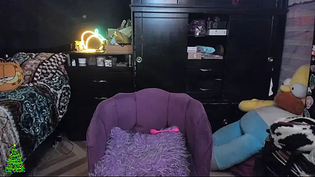 Snapshot of Lilmarieee chatting on December 30, 2024, 12:11 am Lilmarieee online show from December 30, 2024, 12:11 am