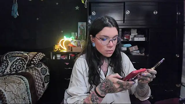 Snapshot of Lilmarieee chatting on January 24, 2025, 9:47 pm Lilmarieee online show from January 24, 2025, 9:47 pm