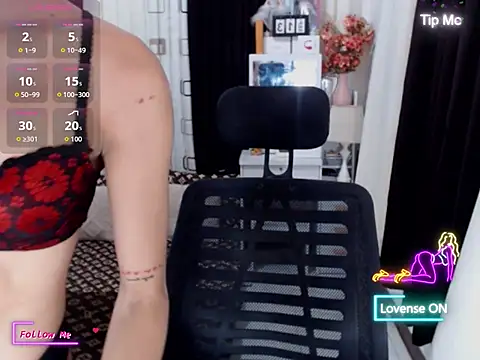 Snapshot of LAVIDALENATS chatting on September 16, 2025, 5:36 pm LAVIDALENATS online show from September 16, 2025, 5:36 pm