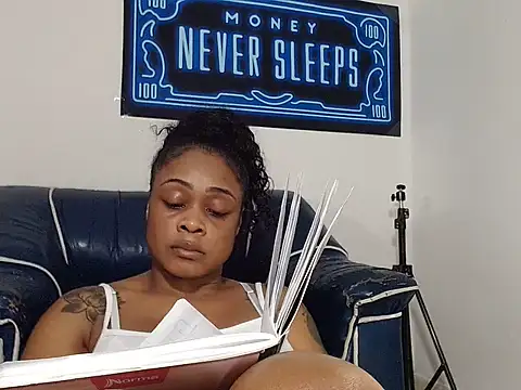 Snapshot of alexiaao9 chatting on June 1, 2026, 3:52 am alexiaao9 online show from June 1, 2026, 3:52 am