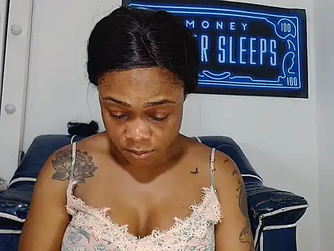 alexiaao9 online show from July 26, 2026, 6:04 pm