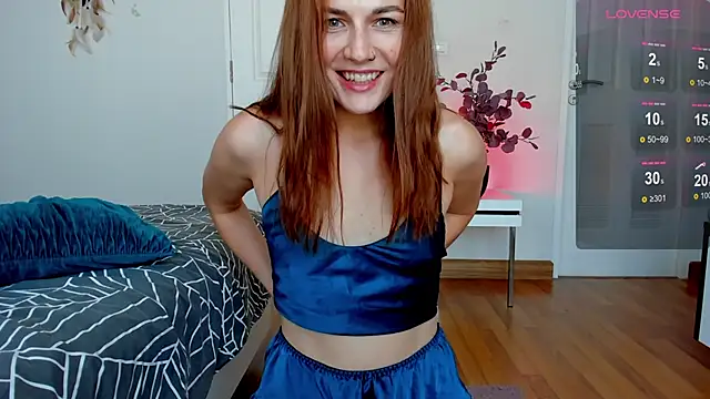 Snapshot of BritneyHall chatting on December 2, 2024, 7:14 am BritneyHall online show from December 2, 2024, 7:14 am