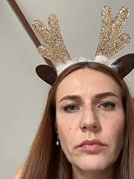 Snapshot of BritneyHall chatting on December 26, 2024, 8:07 am BritneyHall online show from December 26, 2024, 8:07 am