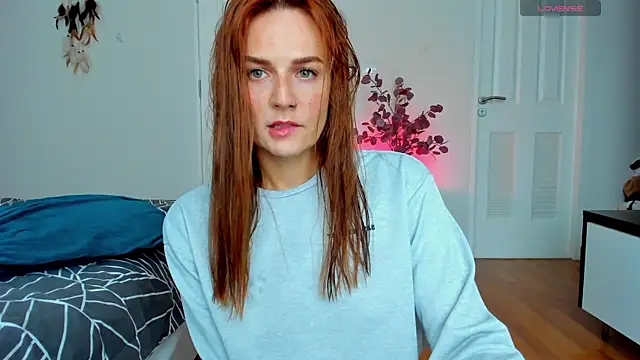 Snapshot of BritneyHall chatting on February 27, 2025, 8:50 am BritneyHall online show from February 27, 2025, 8:50 am