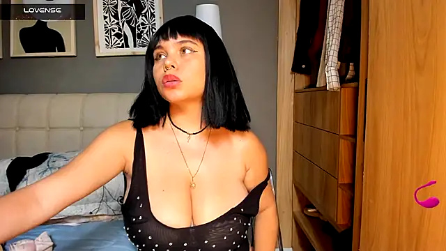 Snapshot of Ash_milk chatting on June 15, 2026, 2:03 am Ash milk online show from June 15, 2026, 2:03 am