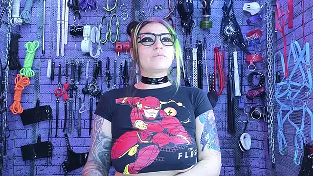 PANDORANEZZ online show from February 22, 2026, 9:13 pm