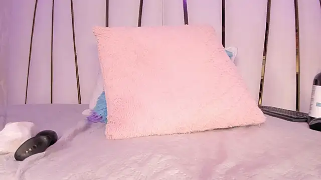 Meghan stonne  online show from March 9, 2025, 8:42 pm