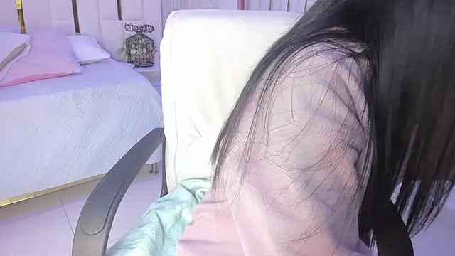 Meghan stonne  online show from October 10, 2025, 7:02 pm