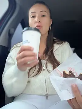 YOUR-KARINA online show from January 22, 2025, 2:48 am