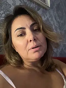 Snapshot of Emma_roqueen chatting on November 9, 2025, 10:08 pm Emma roqueen online show from November 9, 2025, 10:08 pm