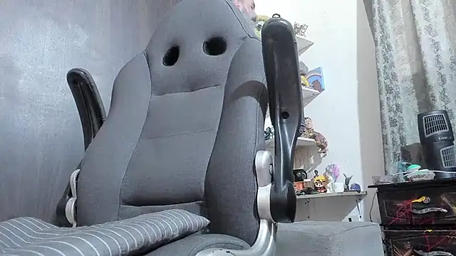 harry reems1 online show from November 5, 2025, 11:54 am