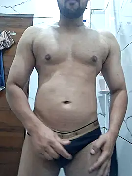 Snapshot of GYMBOY0071 chatting on May 22, 2026, 7:08 pm GYMBOY0071 online show from May 22, 2026, 7:08 pm