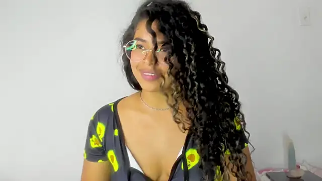 Snapshot of moana_taylor chatting on March 19, 2025, 2:16 am moana taylor online show from March 19, 2025, 2:16 am