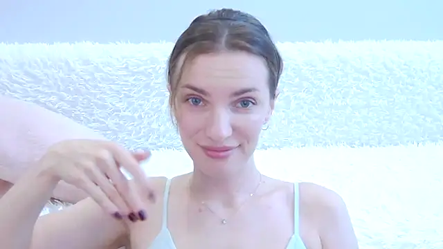Snapshot of Beauty_Alex chatting on June 19, 2026, 3:11 am Beauty Alex online show from June 19, 2026, 3:11 am