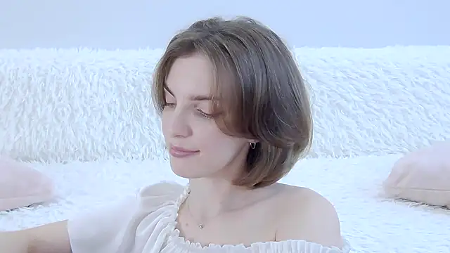 Snapshot of Beauty_Alex chatting on July 10, 2026, 2:38 am Beauty Alex online show from July 10, 2026, 2:38 am