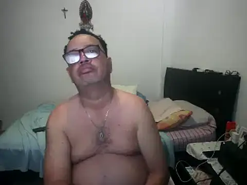 djtomxxx2777 online show from February 27, 2025, 4:20 am