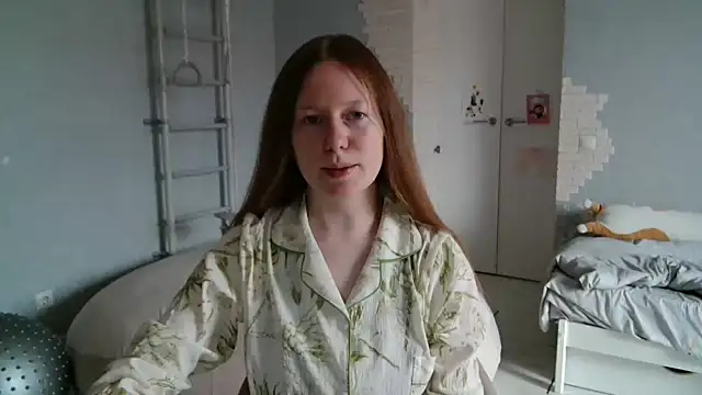 Snapshot of ConnieDaw chatting on October 28, 2025, 8:29 am ConnieDaw online show from October 28, 2025, 8:29 am