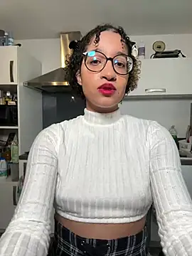 Snapshot of Lauyako chatting on January 11, 2025, 3:52 pm Lauyako online show from January 11, 2025, 3:52 pm