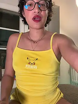 Snapshot of Lauyako chatting on March 5, 2025, 8:32 pm Lauyako online show from March 5, 2025, 8:32 pm