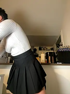 Snapshot of Lauyako chatting on November 14, 2025, 9:13 pm Lauyako online show from November 14, 2025, 9:13 pm