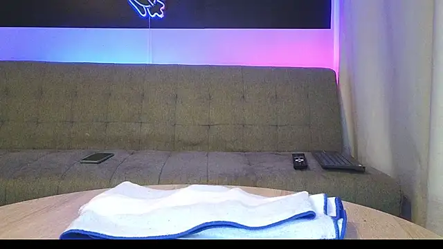 Snapshot of MattxFeet chatting on November 27, 2025, 9:50 pm MattxFeet online show from November 27, 2025, 9:50 pm