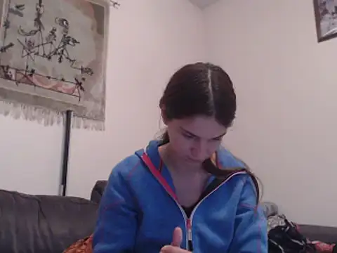 Geile-Luna online show from October 22, 2025, 4:51 pm