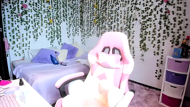 Snapshot of violeta_milleer chatting on November 9, 2025, 4:49 pm violeta milleer online show from November 9, 2025, 4:49 pm