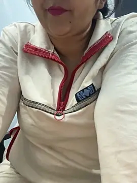 Preet Kaur 69 online show from November 18, 2025, 4:55 pm