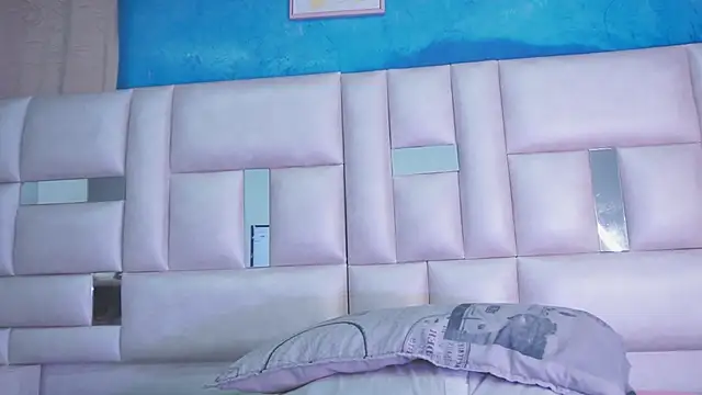 Snapshot of katy_rioss chatting on February 11, 2025, 12:05 pm katy rioss online show from February 11, 2025, 12:05 pm