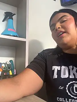 Lia sexx online show from May 8, 2026, 12:21 pm