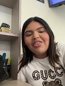 Lia sexx online show from May 13, 2026, 7:11 pm