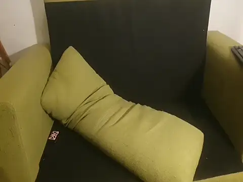 Lillisissi online show from January 13, 2025, 2:39 am