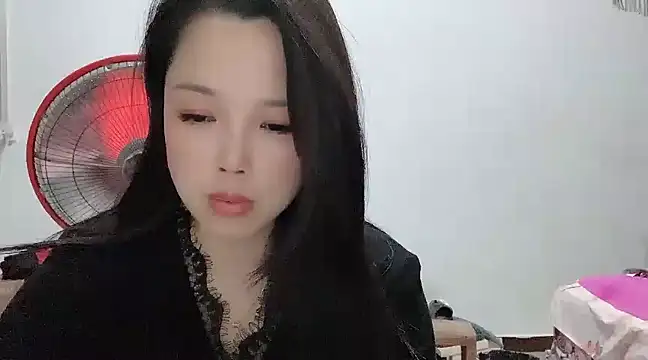 kk lele online show from February 19, 2025, 2:23 pm