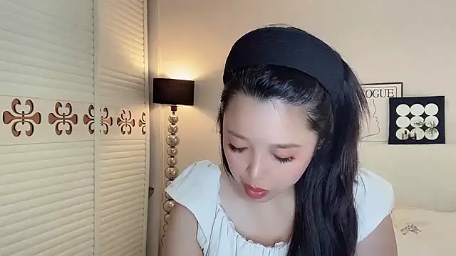 Snapshot of kk_lele chatting on June 5, 2026, 4:52 am kk lele online show from June 5, 2026, 4:52 am