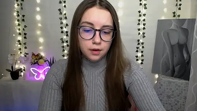 SweetPrincess  online show from March 3, 2025, 6:37 am