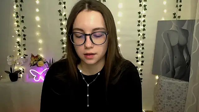 SweetPrincess  online show from March 12, 2025, 6:29 am