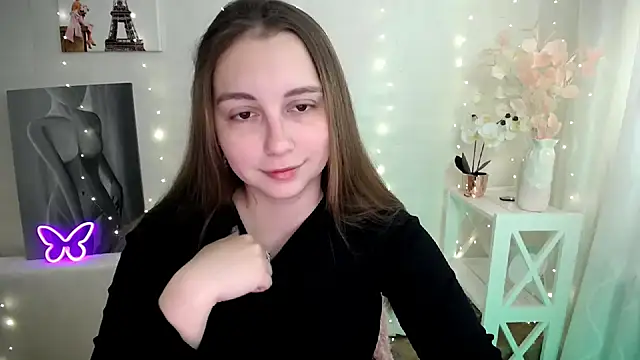 SweetPrincess  online show from April 22, 2026, 5:54 am