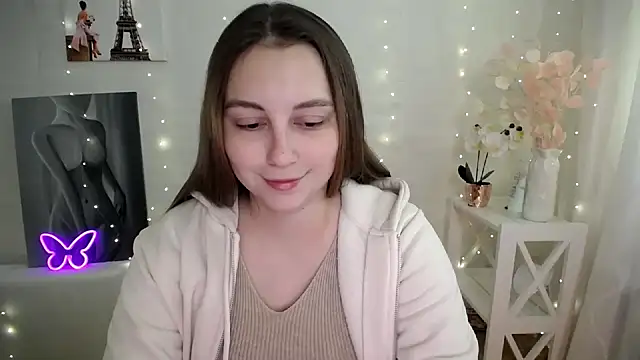 SweetPrincess  online show from April 27, 2026, 5:27 am