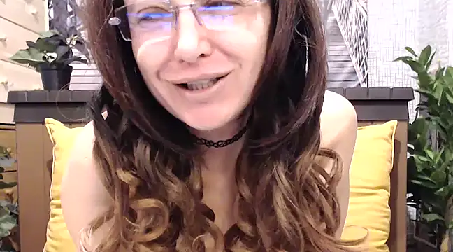 Snapshot of lilianleight chatting on December 5, 2024, 8:22 am lilianleight online show from December 5, 2024, 8:22 am