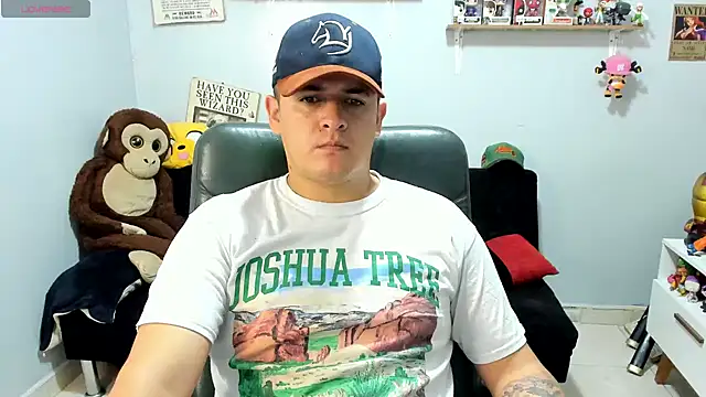 Snapshot of ney_22 chatting on June 10, 2026, 1:32 pm ney 22 online show from June 10, 2026, 1:32 pm