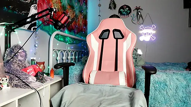 baebaeblueXXX online show from November 28, 2025, 3:25 pm