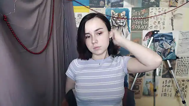 Snapshot of VeryVeryVeryShy_ chatting on January 4, 2025, 9:54 am VeryVeryVeryShy online show from January 4, 2025, 9:54 am