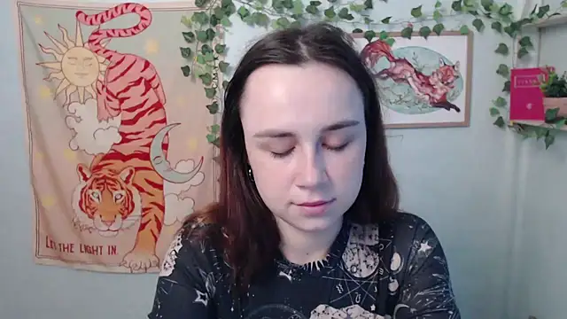 VeryVeryVeryShy  online show from May 28, 2026, 5:49 am