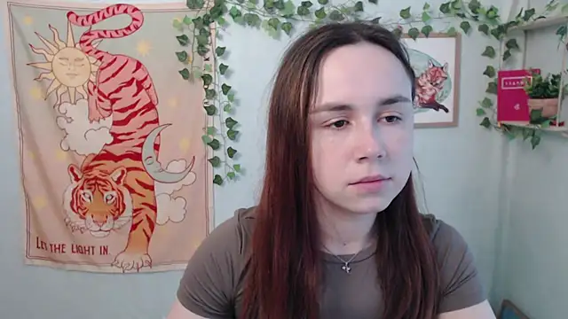 VeryVeryVeryShy  online show from June 3, 2026, 5:43 am